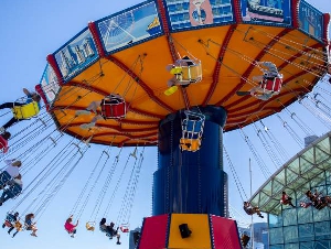 Entertainment & Leisure